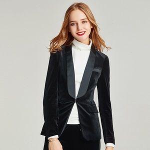 Women velvet blazer